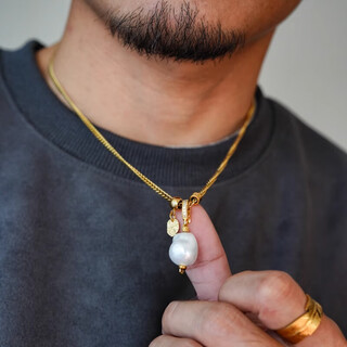 Fat donglai quality baroque pearl pendant 1sman cold style special-shaped shell necklace light luxury sweater chain picture style 155