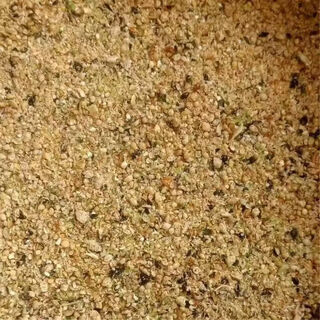 Rutin chicken special feed rutin chicken egg production feed mealworm brooding feed quail feed high protein 2jin jin equals 0.5 kg brooding food containing mealworms dried vegetables