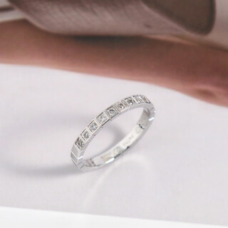 Feiyu 18k gold ice cube ring couple ring rose gold light luxury ins advanced men and women versatile square shaped girlfriend wedding ring narrow version half diamond white gold us size 5 (country code 10-11)