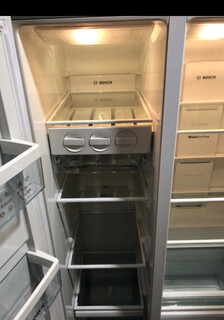 Suitable for siemens refrigerator accessories bosch side-by-side door bcd610w with freezer rotating ice making and an optional ice box