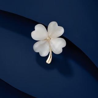 Yadige lucky leaf clover brooch, high-end women's exquisite small corsage, 2023 new trendy pin, champagne gold pin