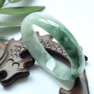 Qianshengyuan fat donglai 999 jade a goods floating flower jade bracelet jade bracelet women's ice waxy genuine jade bracelet jewelry floating flower 64 suitable for 140-160 jin jin is equal to 0.5 kg