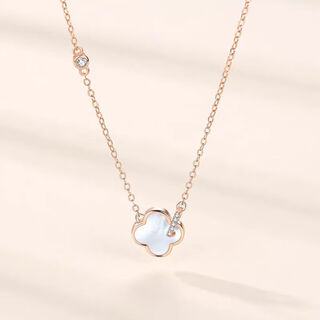 Wei ci 2025 new necklace women's four-leaf clover plated 18k rose gold pendant color gold clavicle chain as a gift for your girlfriend four-leaf clover necklace (rose gold)
