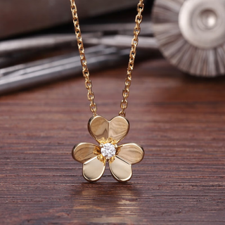 Qianjun classic clover 18k gold color gold inlaid diamond rose gold necklace for women 750 platinum pendant 18k gold customized