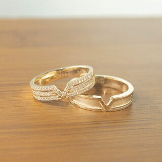 Shien 18k gold row diamond couple ring gold row diamond v-shaped wedding ring pair wedding rose gold proposal for men and women. customized content, patiently contact customer service