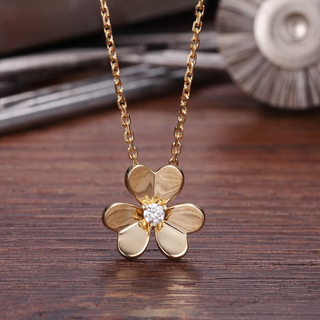 Junpo classic clover 18k gold color gold inlaid diamond rose gold necklace for women 750 platinum pendant 18k gold customized