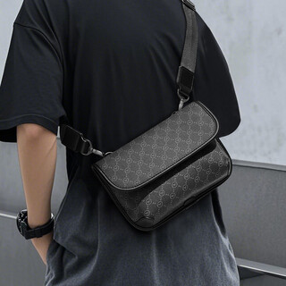 Mark huafei 2025 new high-end light luxury crossbody bag shoulder bag men's commuter backpack chest bag portable mobile phone bag small shoulder bag