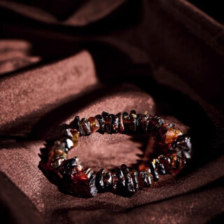 Xinxiangdu fushun amber natural amber beeswax shape bracelet bracelet for sleeping and soothing new chinese ethnic style hand jewelry medicinal amber shape bracelet (does not come with certificate)