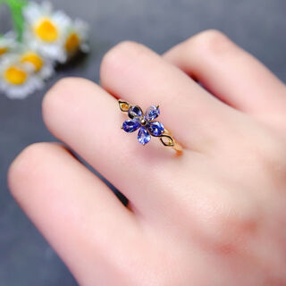 Lierui natural tanzanite ring with small flower design s925 sterling silver, versatile and exquisite, showing temperament and high-end sense 3*4mm gold color natural tanzanite ring live mouth