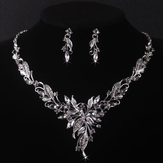 Fujiu 2024 new high-end atmospheric bridal set chain water drop rhinestone necklace earrings wedding dress necklace wedding necklace korean style f necklace + earring needle style (with pierced ears)