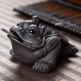 Purple sand tea pet ornaments can raise golden toads, tea sets, tea play tea tables, pure toad boutique handmade tea tables, tea ceremony spare parts, black mud golden toad king (handmade with ingenuity)