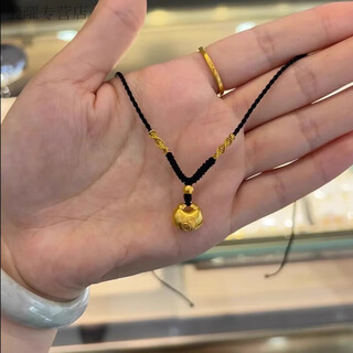 He jiagong old phoenix little fat fortune lock necklace women's light luxury niche gold tuotuo black braided rope pendant gold same style