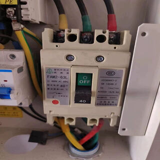 金钟沈阳金钟默勒塑壳断路器FAM2-63L/M/3300 10-63A 空气开关 50A