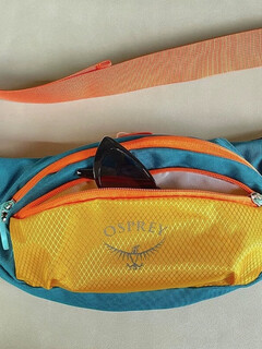 Small eagle beak daylight waist bag crossbody bag black