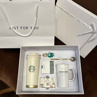 Starbucks starbucks cup gift customized water cup double drinking mouth insulated cup straw cup coffee cup souvenir new year gift white heritage cup gift box