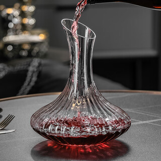Genasi's new high-looking red wine decanter, creative luxury high-end household crystal glass wine decanter