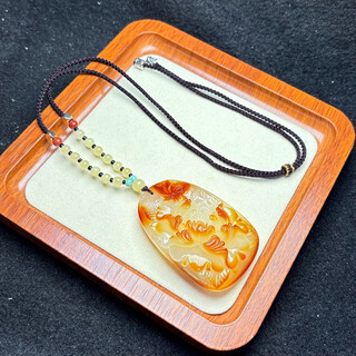 Blue beeswax pretty color butterfly flower pendant pendant flowers blooming wealth and auspicious size 58.4-38.7-18.2 net weight 22 grams