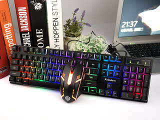 蝰蛇KM320键盘鼠标套装发光网咖网吧LOL游戏防水发光背光键鼠套 KM320混彩黑(键鼠套)