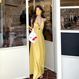 Guiqi halter neck dress for women summer 2025 new style gentle french backless suspender skirt seaside vacation v-neck long dress yellow l (recommended 105-120 jin jin equals 0.5 kg)