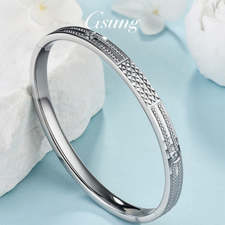 Gsung platinum bracelet ladies' concubine bracelet pt950 pure platinum carving laser diamond face bracelet shiny and exquisite calculated according to the gold price of the day