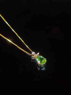 Caoxsyrenjewelry 18k gold peridot wings diamond pendant retro versatile elegant delicate fresh women picture style