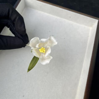 Shantou lincun丨handmade white rose丨original design national style intangible cultural heritage velvet flower brooch for women high-end white rose brooch