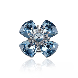 Anti-exposure breast-covering artifact brooch, new magnetic buckle, does not damage clothes, iron-absorbing stone, crystal four-leaf clover flower women's collar pin, blue four-leaf clover-magnetic buckle