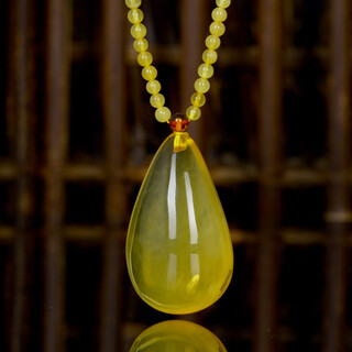 Jiale beeswax pendant for women natural amber non-optimized pendant with shape beeswax pendant one thing one certificate authentic birthday gift