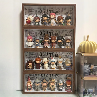 Bubble mart display box molly ono blind box storage cabinet dustproof transparent display box diy free background walnut color hollow 5cm with background inner diameter 35cm long 14cm high can hold 5-dolls 6 pieces