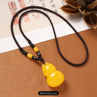 Fat donglai's same style beeswax necklace, amber pixiu pendant, retro sweater chain, men's and women's accessories 9-beeswax gourd