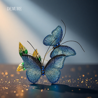 Demure embroidered butterfly brooch women's high-end suit coat cheongsam accessories gradient embroidered butterfly brooch