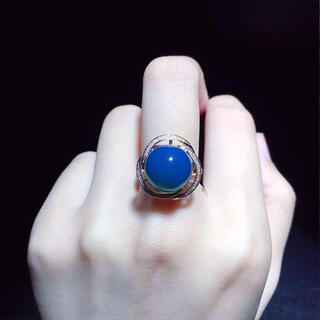 Mochen moeycior dominican blue amber ring amber beeswax ring live mouth high blue water purified amber female model blue amber bead diameter 12mm