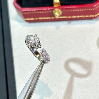 Qian jun 18k gold leopard head ring wide version full of diamonds high-end 925 silver set with sparkling diamonds emerald eye cheetah index finger white gold narrow version no diamonds on the back