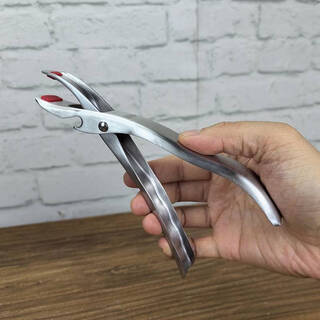 Yonghuan 304 stainless steel anti-scalding clip, taishan plate clamp, dish clamp, kitchen steaming vegetable insulated anti-slip tray artifact 304 anti-scalding clip 1 piece