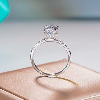 Nilan fat donglai same style pt950 platinum pigeon egg ring oval female light luxury elegant luxury moissanite diamond ring request 2.5 carats (with broken diamonds on the side of the ring setting) no. 8
