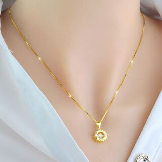 Yage lao phoenix 999 gold necklace women's pure gold pendant 2025 new color gold light luxury imitation gold color clavicle chain gold color heart moves with you necklace lao fengxiang quality