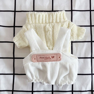 Youguan 20cm baby clothes in stock, fat body sweater, cute woolen hat, overalls, scarf, 20cm doll girl toy, twisted sweater + overalls, white 20cm (only baby clothes sold, excluding doll)