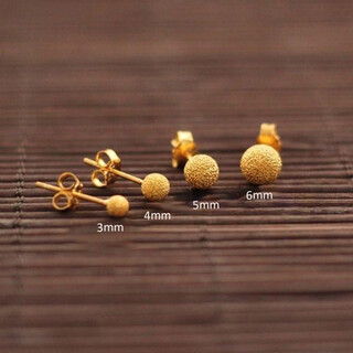 Oemg old phoenix gold store model mini little golden bean 18k frosted ear hole stud earrings feeling ear bone nails titanium steel non-fading ears 6mm little golden bean frosted earrings
