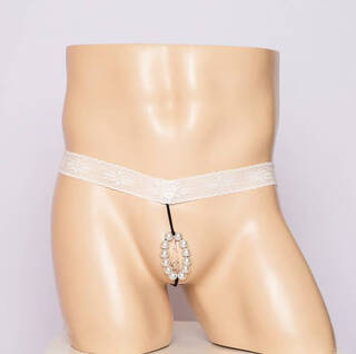 Men's bead chain ring hollow mood underwear exported to europe and the united states low-waist niche thong t-pants lace underwear white 160jin jin is equal to 0.5 kg within