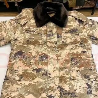 New genuine camouflage coat double-layer liner outdoor winter thickened cold-proof and warm windproof and waterproof hat new desert coat 175/92-96
