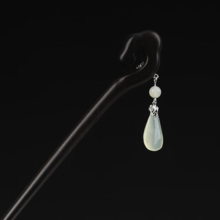 Original ancient style hanfu hairpin, new sandalwood tassels, step-shaking cheongsam hairpin, simple daily ancient costume hair accessories, green stone