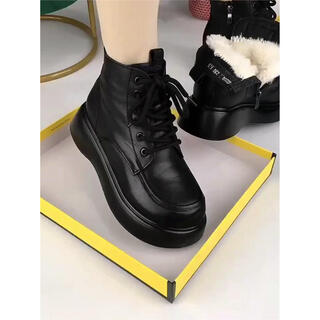 Pull back genuine leather snow boots for women 2025 winter new style plus velvet thickened cotton shoes, fur integrated thick sole versatile sports cotton shoes black white wool large cotton plus velvet 38