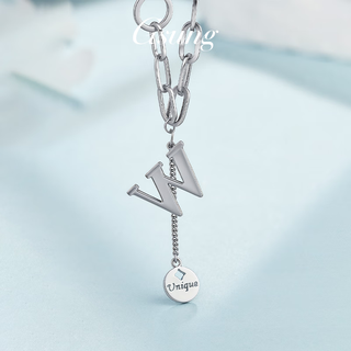 Gsung platinum letter w chain set for women pt950 pure platinum large letter pendant necklace fashionable sweater chain. priced by gram. contact before bidding.