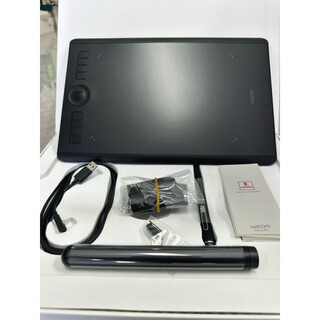 Wacom tablet pth660 intuos pro intuos hand-drawn tablet computer drawing tablet new bluetooth 95 new pth-660 equipped with original new pen 33.8x21.9cm