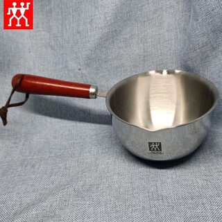Zwilling (zwilling) german multi-functional oil-spreading small pot household hot oil kitchen pouring oil and burning oil mini pouring oil pot 500ml (small milk pot) 11cm 500ml