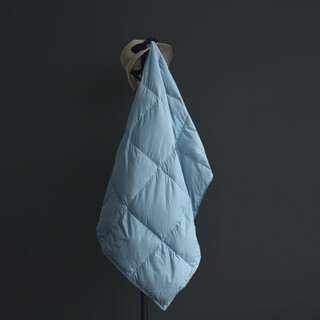 Ling yuxun lightweight down quilt shawl office nap blanket baby blanket airplane blanket blue 130cmx70cm