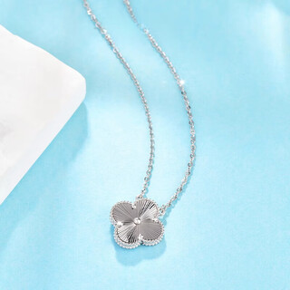 Quan yin quality pt950 platinum pendant gsung women's chain pt950 new four-leaf clover women's lock. price by gram. contact customer service before bidding for gold price.