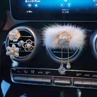 Yusenyi car perfume car aromatherapy car long-lasting light fragrance air outlet solid balm high-end car interior decoration ornaments white camellia mink hair-exquisite pearl camellia package 1g