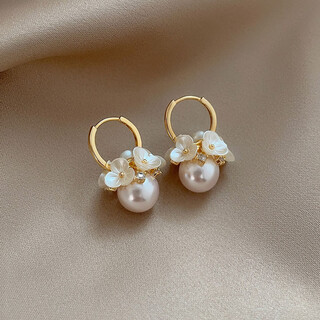 Qi xiaomi super immortal flower pearl earrings women's earrings niche design light luxury earrings high-quality temperament imitation pearl earrings a pair of flower earrings