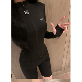 Alo yogaal0 yoga zipper collar jacket tight slim slim nude sports fitness women's top cycling pants set black yoga top s (95jin jin is equal to 0.5kg)